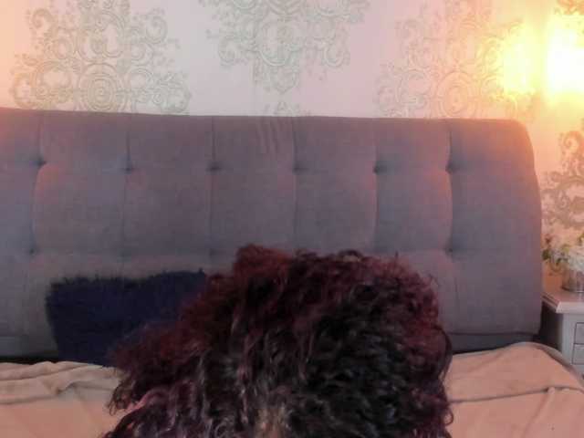 indigovelvet — live female cam