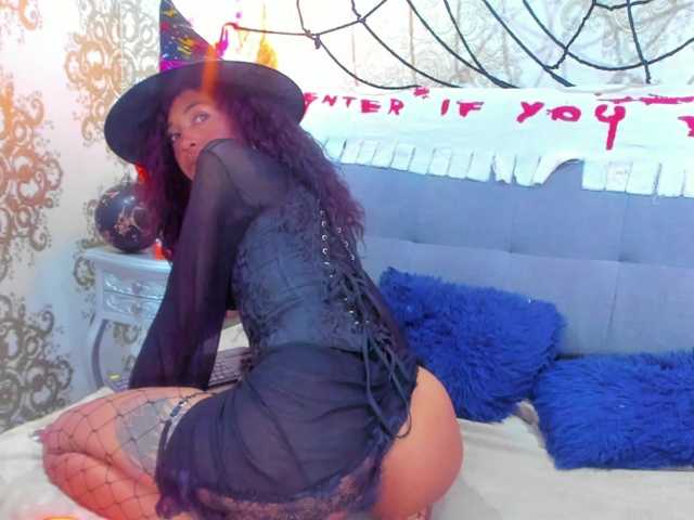 indigovelvet live cam on BongaCams