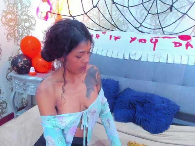 indigovelvet live cam on BongaCams