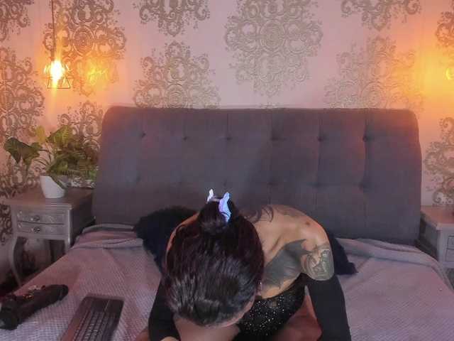 indigovelvet live cam on BongaCams