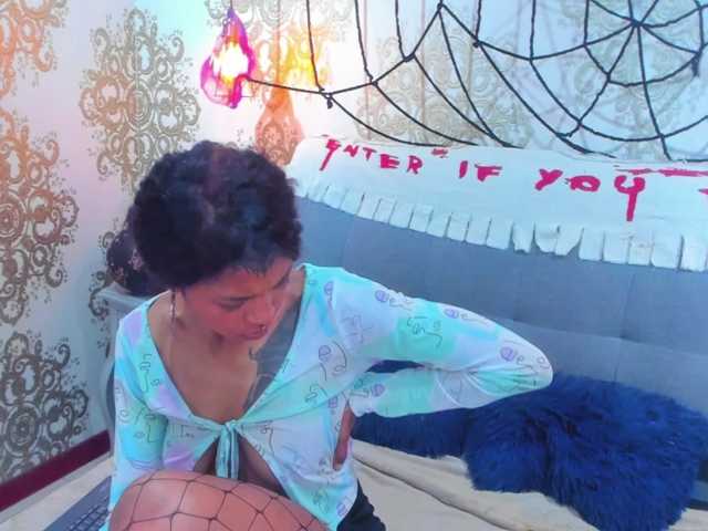 indigovelvet live cam on BongaCams