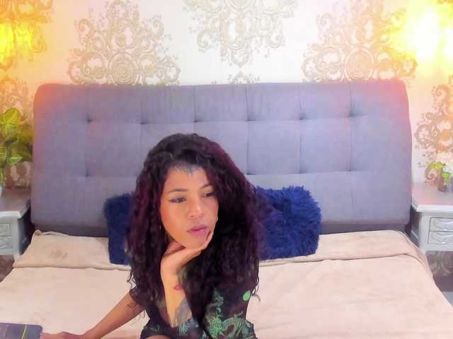 indigovelvet live cam on BongaCams