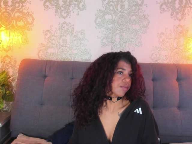 indigovelvet, live now on BongaCams