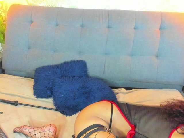 indigovelvet, en vivo ahora en BongaCams