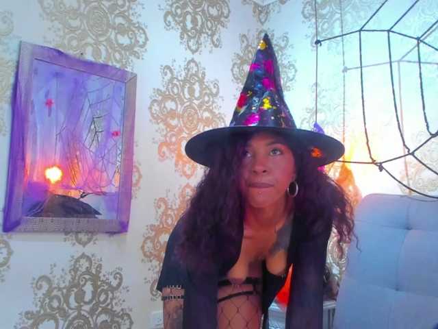indigovelvet live cam on BongaCams