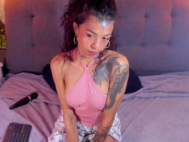 indigovelvet live cam on BongaCams