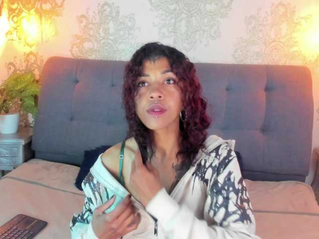 indigovelvet live cam preview