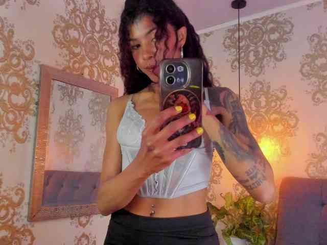 indigovelvet webcam