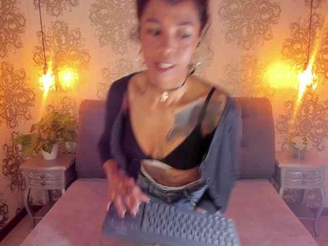 indigovelvet webcam