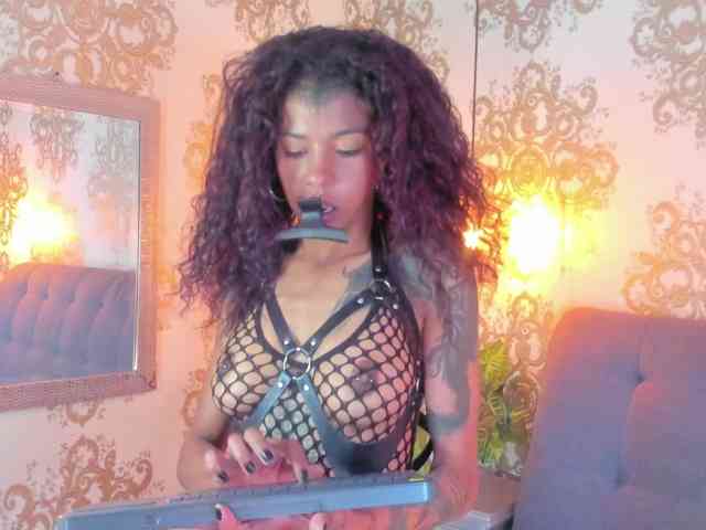 indigovelvet webcam