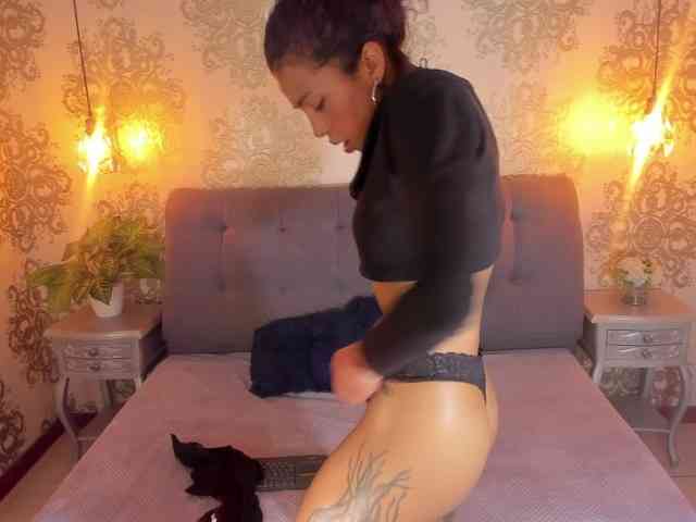 Modelo: indigovelvet
