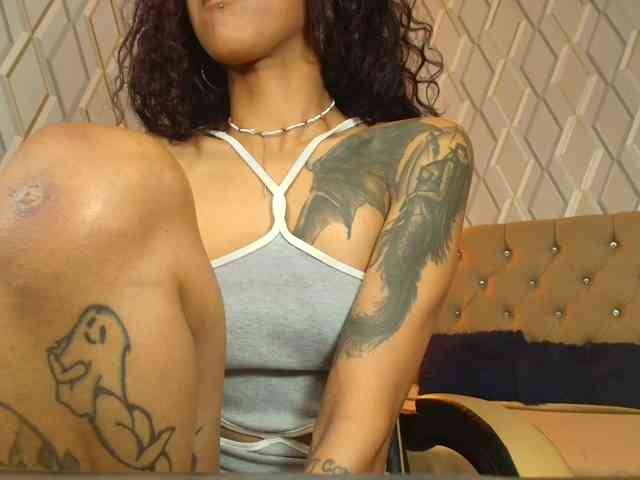 Modelo: indigovelvet