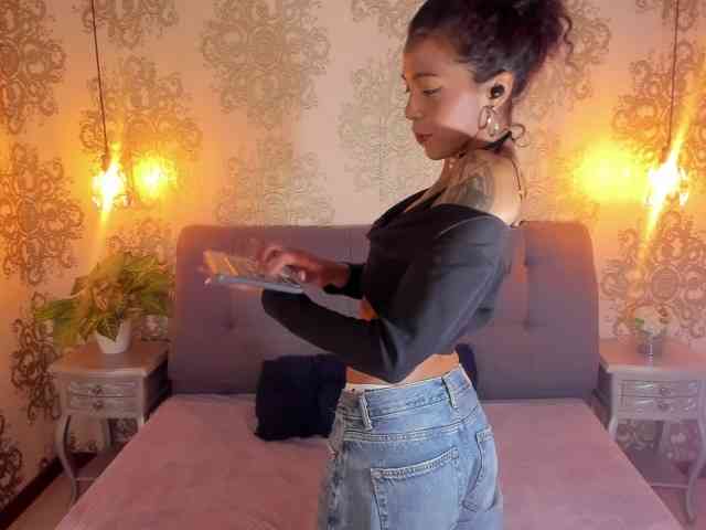 indigovelvet webcam