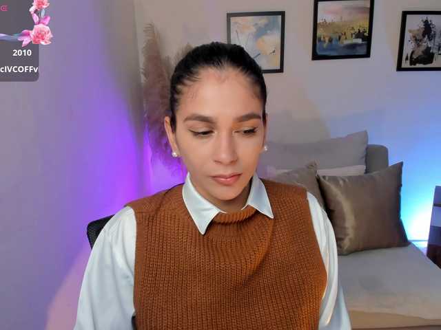 Dani-Blake live cam on BongaCams