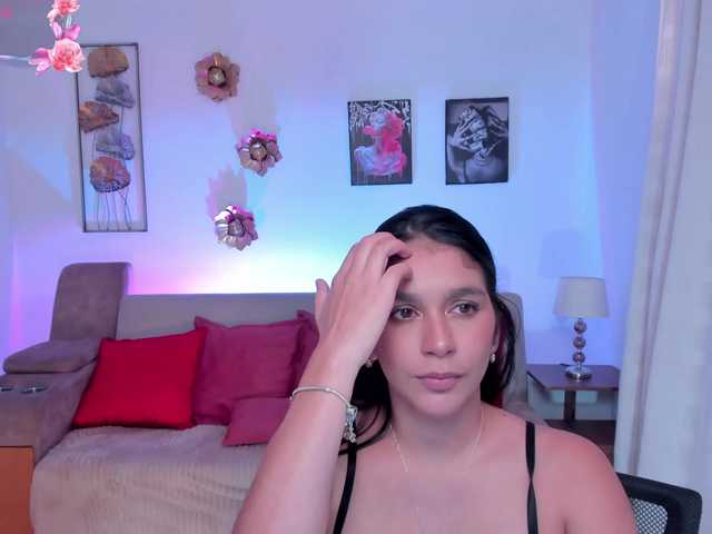 Dani-Blake live cam on BongaCams
