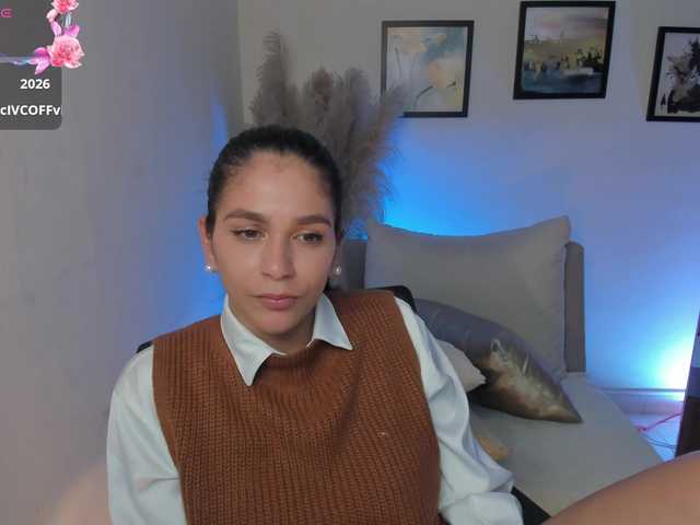 Dani-Blake live cam on BongaCams