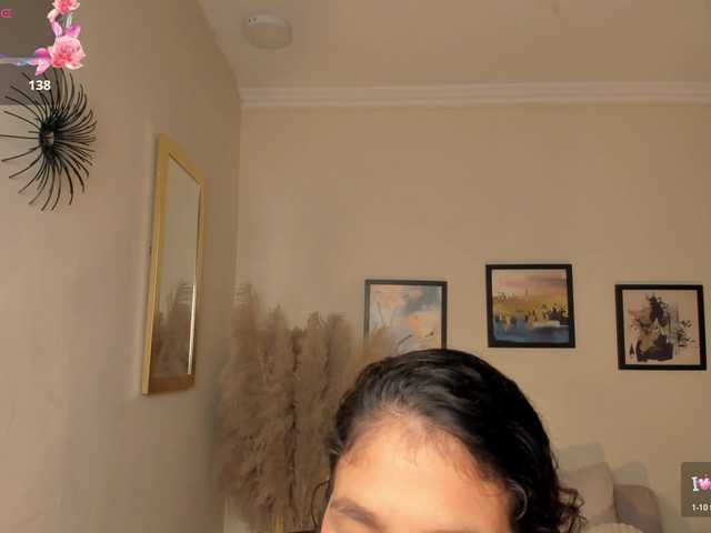 Dani-Blake live cam on BongaCams
