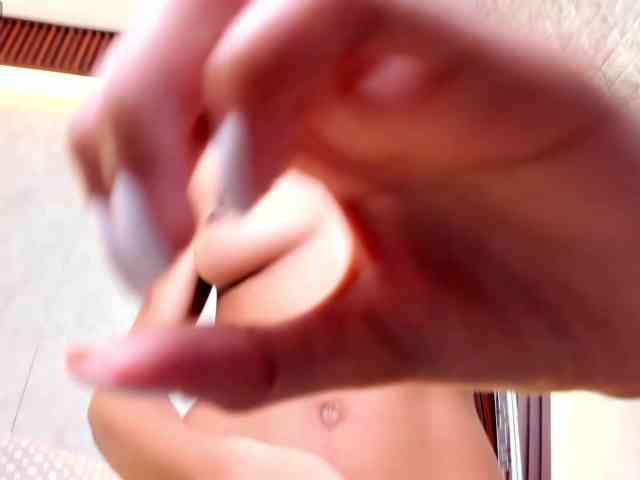 MiaMoretti webcam