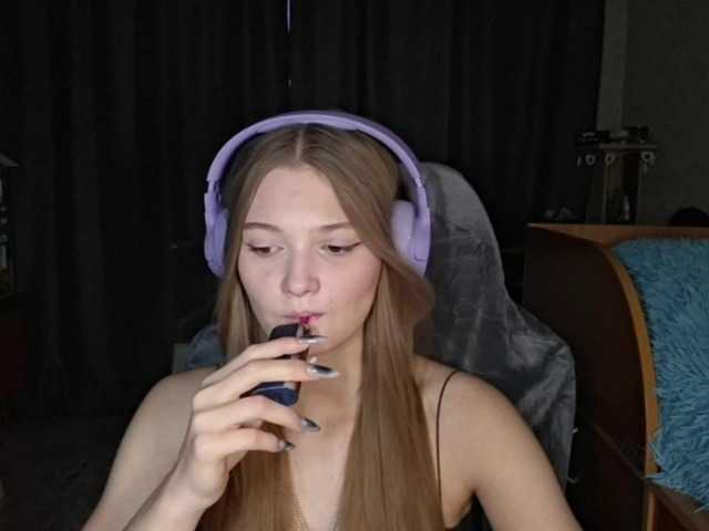 DoreenSedor live cam on BongaCams