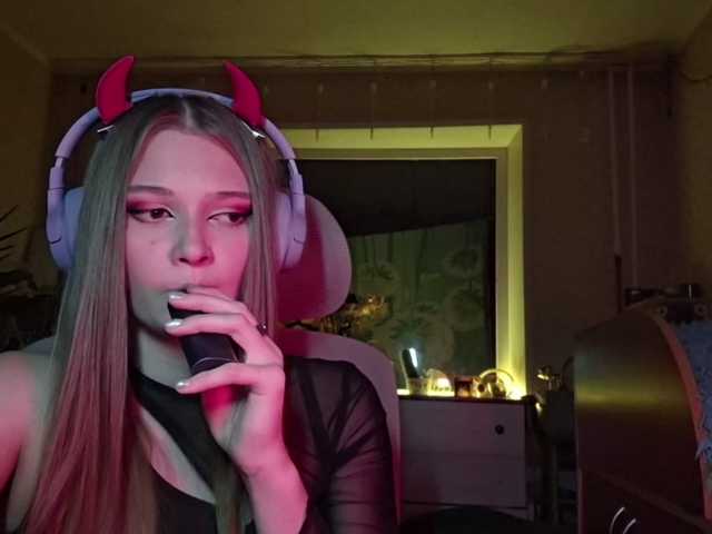 DoreenSedor live cam on BongaCams