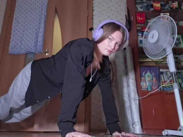 DoreenSedor live cam on BongaCams