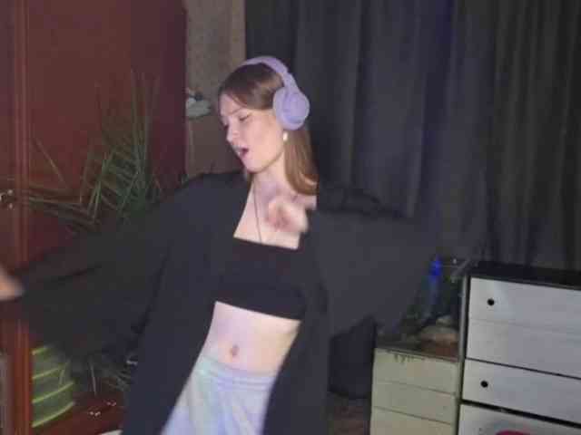 Model: DoreenSedor