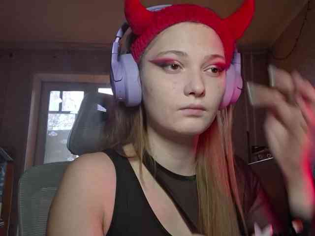 Model: DoreenSedor