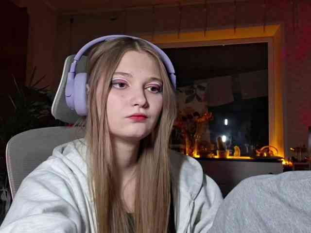 Model: DoreenSedor