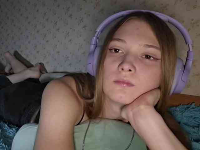 Model: DoreenSedor