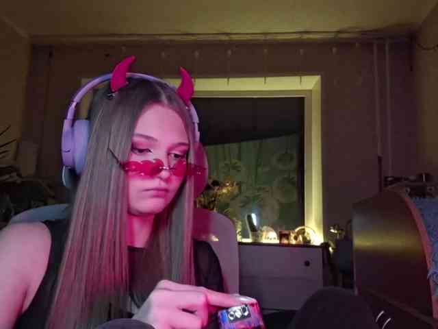 Model: DoreenSedor