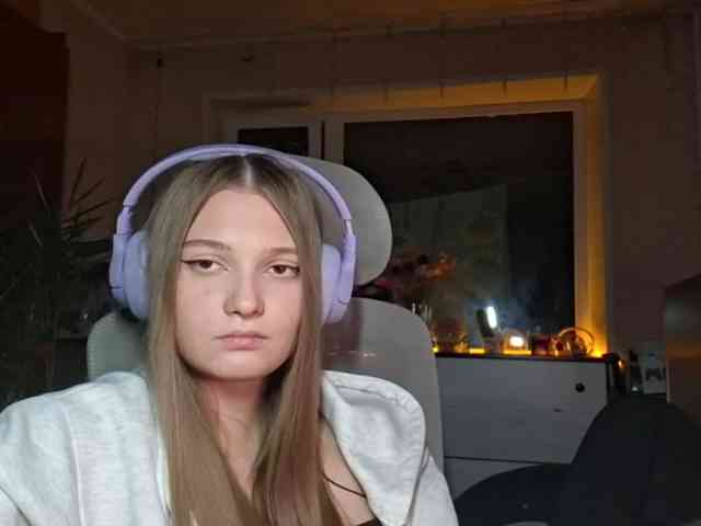Model: DoreenSedor