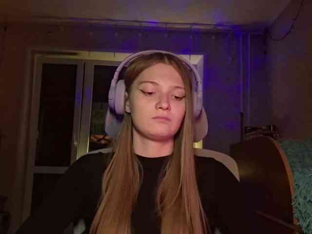 Model: DoreenSedor