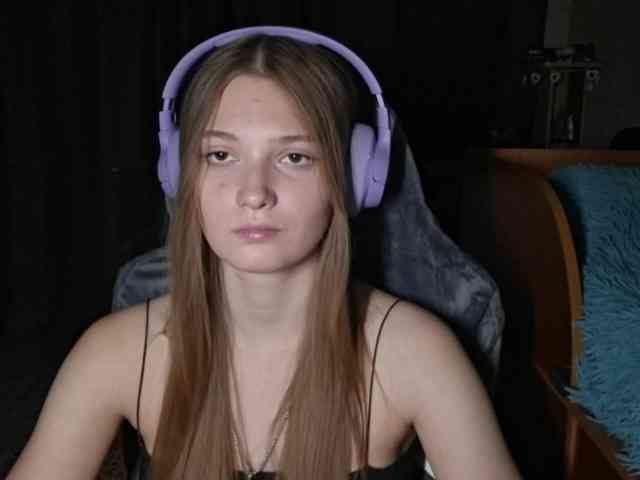 Model: DoreenSedor