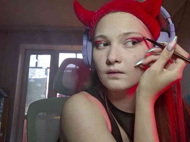 Model: DoreenSedor
