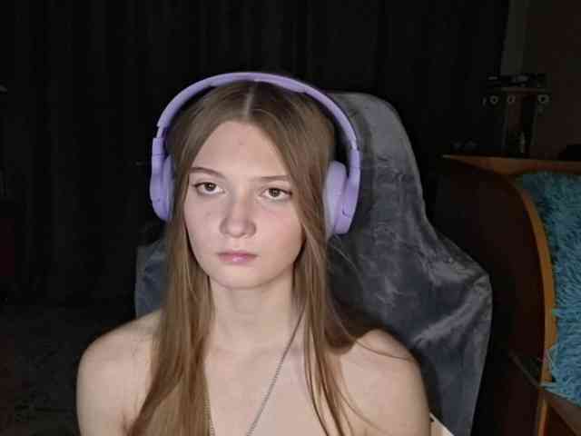 Model: DoreenSedor
