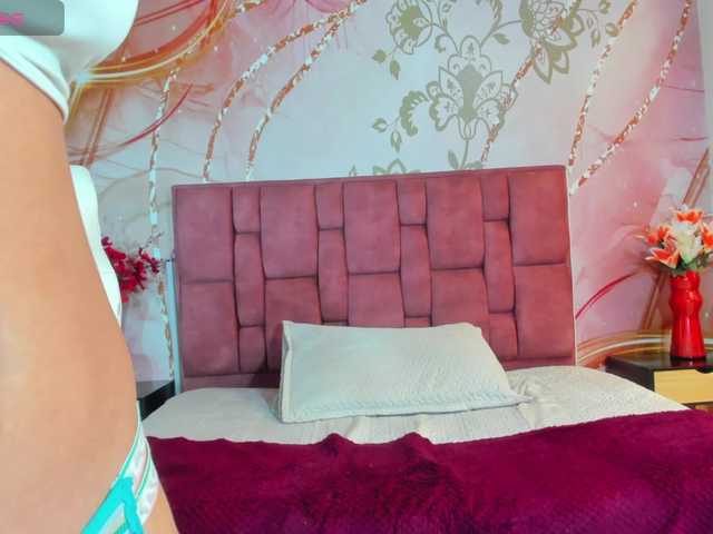 elif-acosta live cam on BongaCams