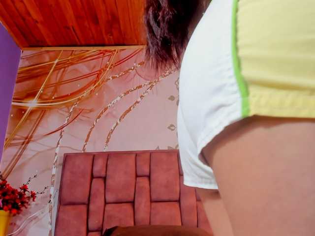 elif-acosta live cam on BongaCams