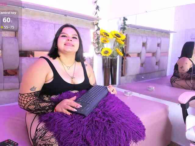 Mia-Stanly - Girl 