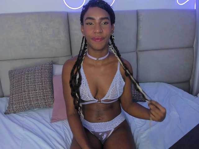 Samanthaa1 live cam on BongaCams