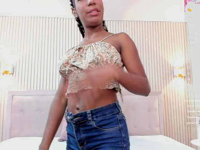 Samanthaa1 live cam on BongaCams