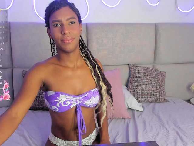 Samanthaa1 live cam on BongaCams
