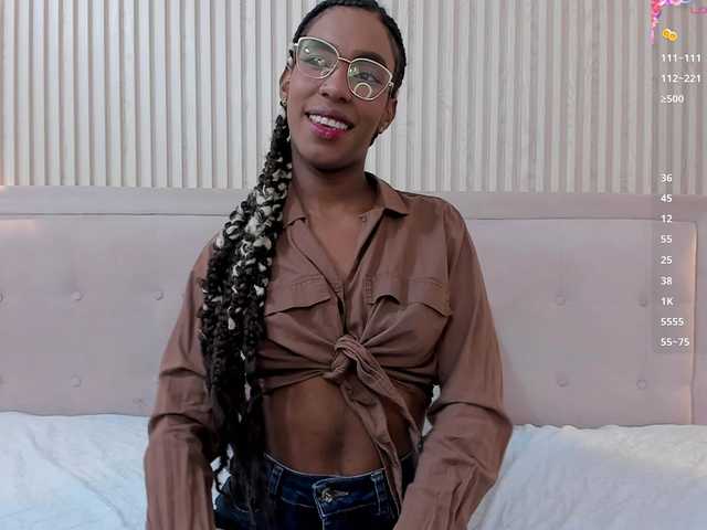 Samanthaa1 live cam on BongaCams