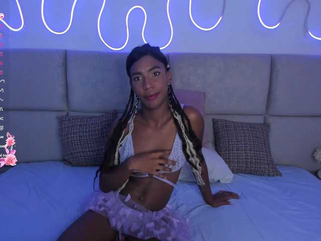 Samanthaa1 live cam on BongaCams
