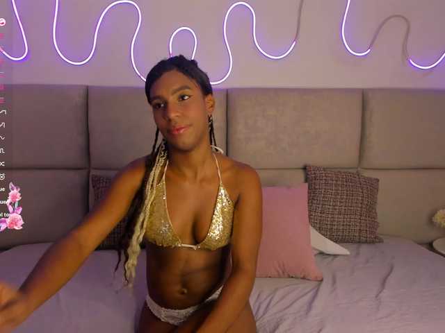 Samanthaa1 live cam on BongaCams