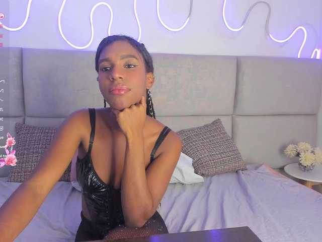 Samanthaa1 live cam on BongaCams
