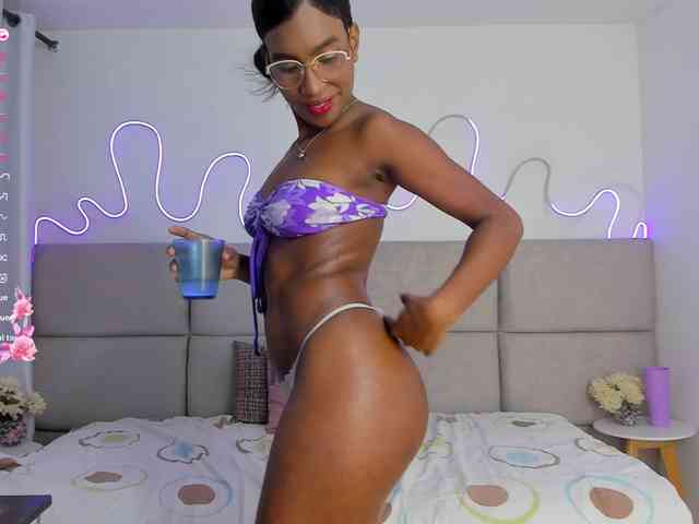 Samanthaa1