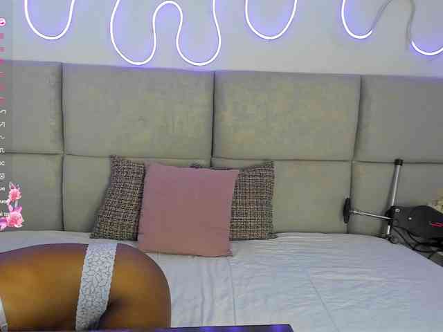 Samanthaa1 webcam