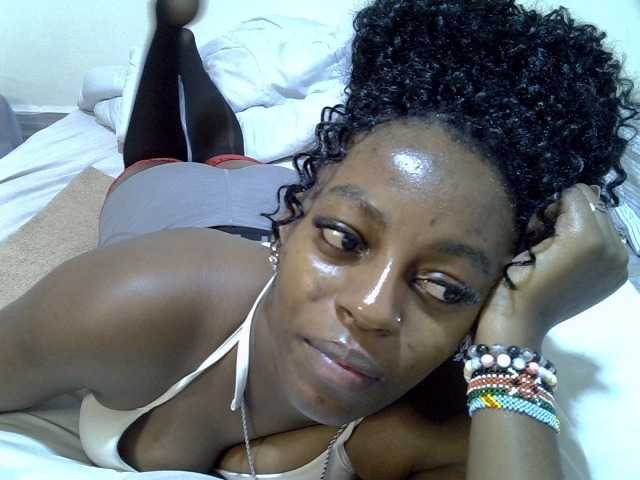 Candybaiby live cam on BongaCams