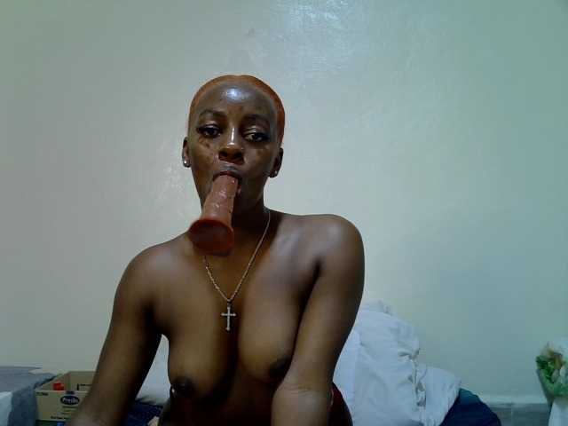 Candybaiby live cam
