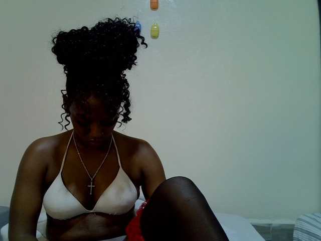 Candybaiby live cam on BongaCams